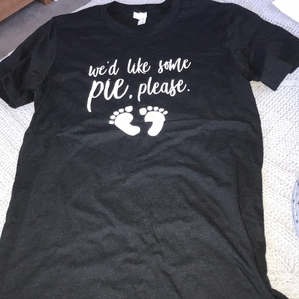 Pregnancy announcement shirt
